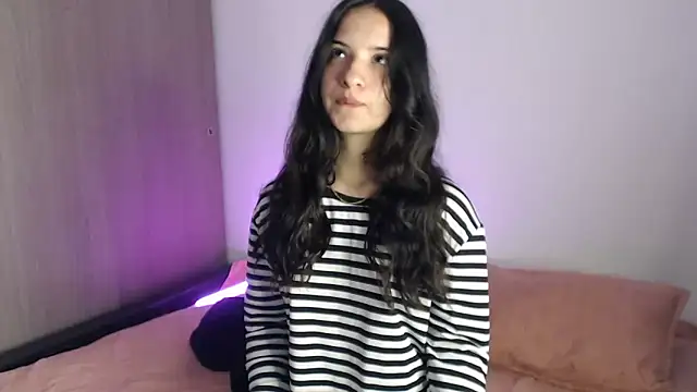   abrill   online show from December 19, 8:06 am