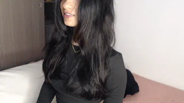   abrill   online show from November 6, 5:11 am