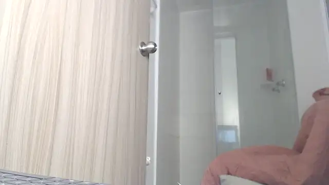   abrill   online show from March 5, 4:42 am