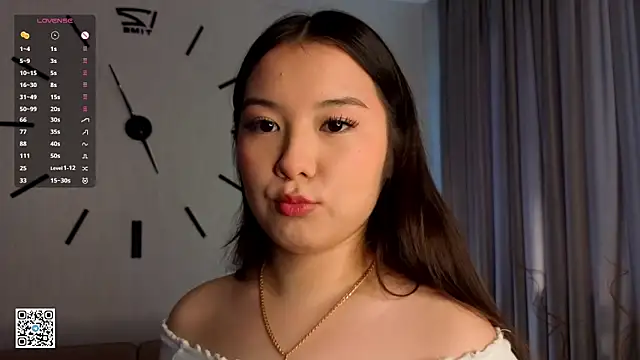 AlberthaEscue online show from September 10, 4:22 am