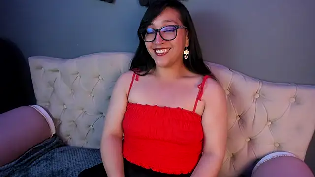 Snapshot of Skye_bluee_ chatting on September 30, 3:23 am Skye bluee online show from September 30, 3:23 am