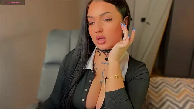 mygoddesshecate online show from March 5, 2:46 pm