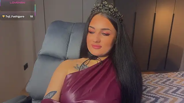 Snapshot of mygoddesshecate chatting on November 1, 10:20 am mygoddesshecate online show from November 1, 10:20 am