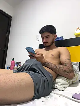 Snapshot of Nas-z09 chatting on September 12, 4:12 am Nas-z09 online show from September 12, 4:12 am