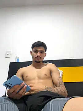 Snapshot of Nas-z09 chatting on September 18, 3:42 am Nas-z09 online show from September 18, 3:42 am