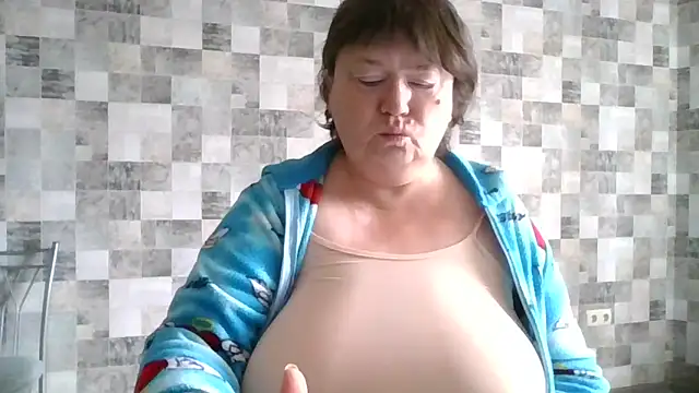 RipeMelon4561 online show from October 28, 6:23 am