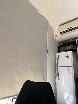 Danielaeliana online show from January 18, 6:11 pm