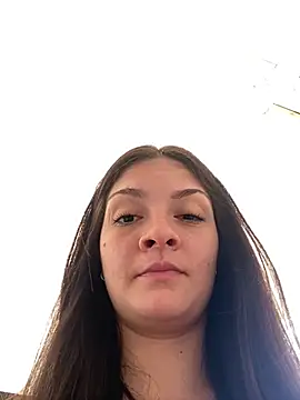 Danielaeliana online show from March 31, 4:53 pm