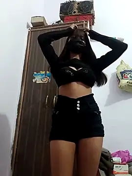 Snapshot of VamikaAngel chatting on October 26, 4:35 am VamikaAngel online show from October 26, 4:35 am