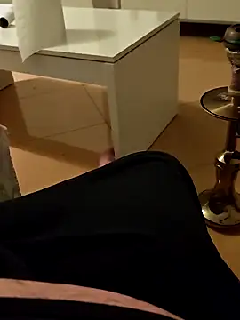 t-dog26 online show from December 14, 6:52 am