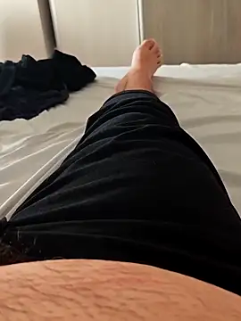 Snapshot of t-dog26 chatting on October 29, 2:05 pm t-dog26 online show from October 29, 2:05 pm