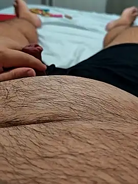 Snapshot of t-dog26 chatting on October 5, 5:20 am t-dog26 online show from October 5, 5:20 am