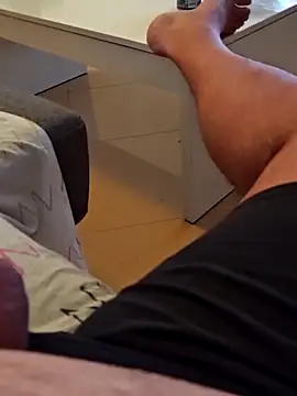 t-dog26 online show from April 23, 11:06 pm