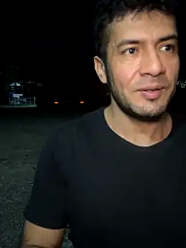 Snapshot of Sam_pablo21 chatting on November 1, 11:20 pm Sam pablo21 online show from November 1, 11:20 pm