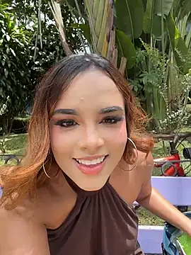 Snapshot of Sam_pablo21 chatting on May 3, 5:16 pm Sam pablo21 online show from May 3, 5:16 pm