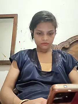 Komal0099 online show from September 11, 4:40 pm