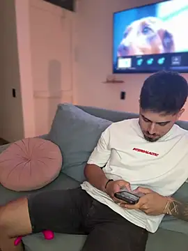 Tomas Olivia online show from February 7, 5:15 am