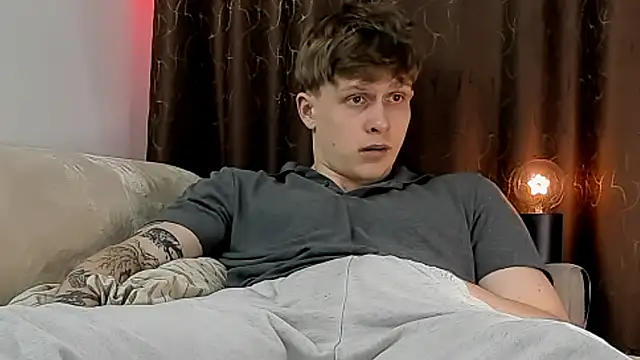 TalkingHead 0  online show from April 16, 4:30 pm