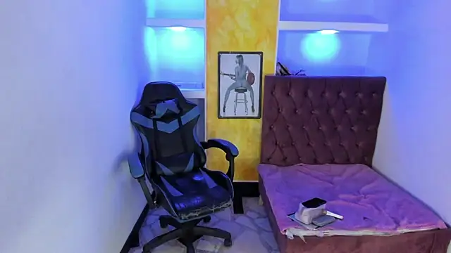 alison moon7 online show from October 22, 12:04 pm