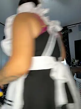 lillylooney online show from October 1, 3:05 pm