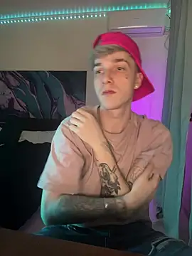 davesinner online show from February 21, 5:42 am