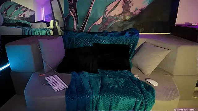 davesinner online show from June 8, 12:49 am