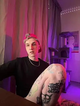 davesinner online show from February 21, 8:33 pm