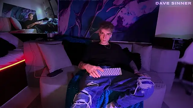 davesinner online show from May 30, 2:07 am