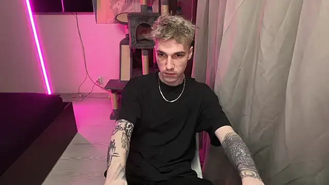 davesinner online show from April 22, 5:20 pm