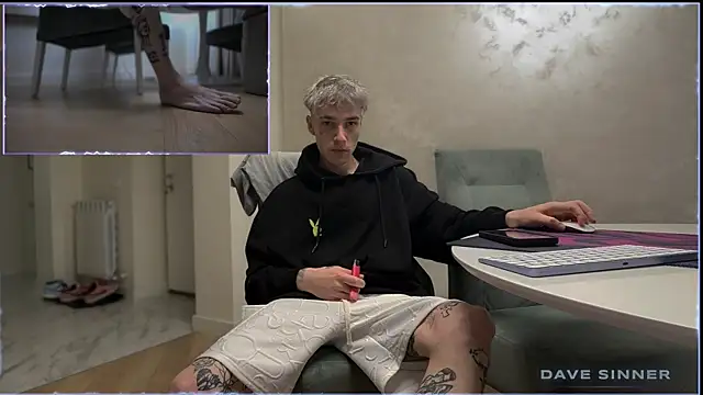 davesinner online show from May 16, 8:46 am