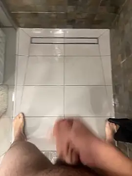 MrZli online show from November 28, 7:36 pm