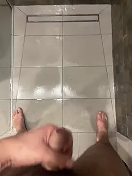 Snapshot of MrZli chatting on February 8, 9:01 pm MrZli online show from February 8, 9:01 pm