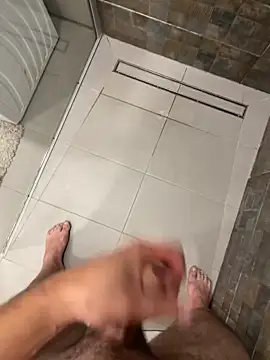 MrZli online show from October 21, 4:17 pm