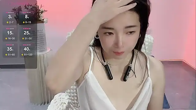 Xiali-166 online show from September 19, 10:36 pm