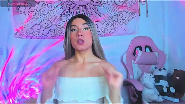 brihanna cooper online show from March 15, 2:40 am