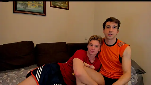 Snapshot of LawrenceMiles chatting on October 27, 8:32 pm LawrenceMiles online show from October 27, 8:32 pm