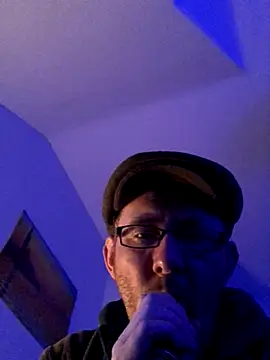 Snapshot of GorgeousPJ chatting on November 9, 7:07 pm GorgeousPJ online show from November 9, 7:07 pm