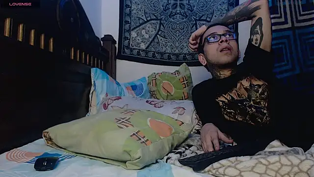 MysticNight  online show from October 2, 2:37 am