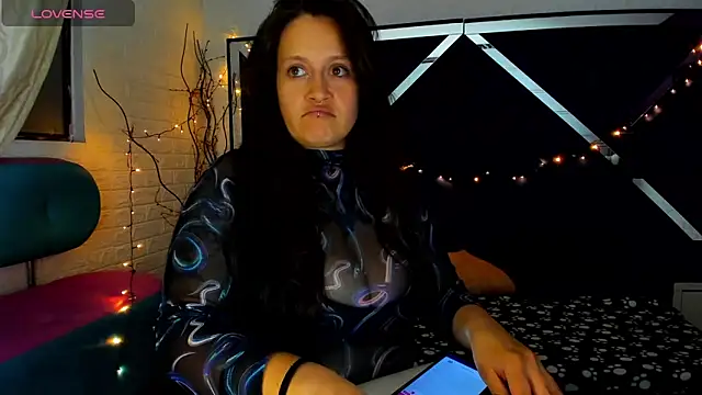 Snapshot of Morana__Hot chatting on November 20, 5:41 am Morana Hot online show from November 20, 5:41 am