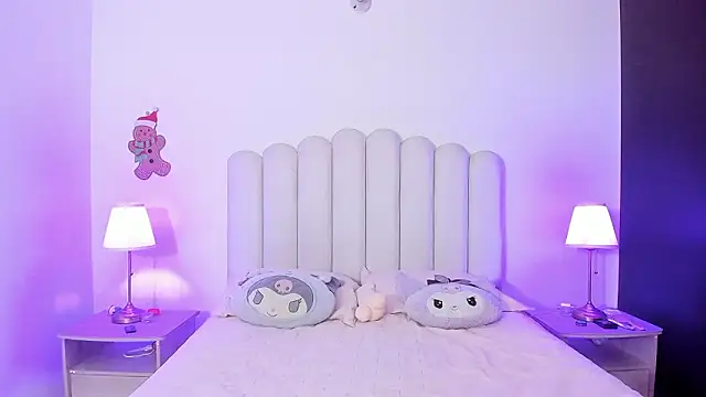 SofieBunnie online show from March 18, 11:05 pm