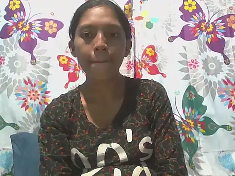 Snapshot of preggymom19 chatting on October 6, 2:02 am preggymom19 online show from October 6, 2:02 am