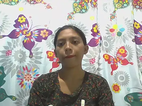 Snapshot of preggymom19 chatting on September 10, 3:38 am preggymom19 online show from September 10, 3:38 am