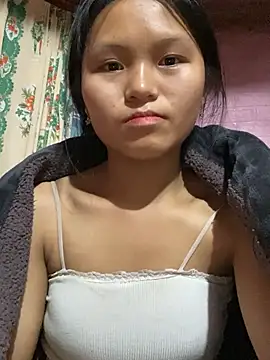 milo bae online show from February 8, 4:10 am