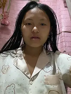 milo bae online show from April 3, 10:49 pm