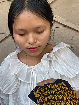 milo bae online show from March 2, 7:26 am