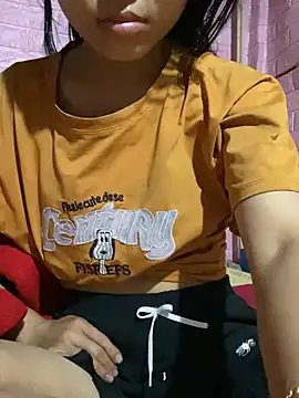 milo bae online show from March 10, 11:42 pm