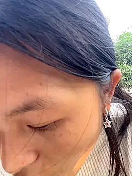 milo bae online show from December 3, 1:06 am