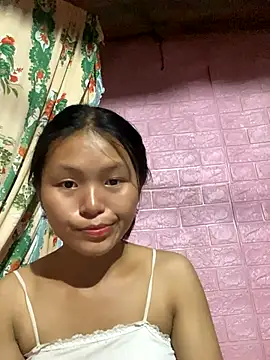 Snapshot of milo_bae chatting on October 13, 8:38 am milo bae online show from October 13, 8:38 am
