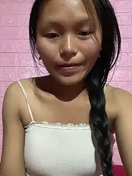 milo bae online show from November 3, 7:46 am