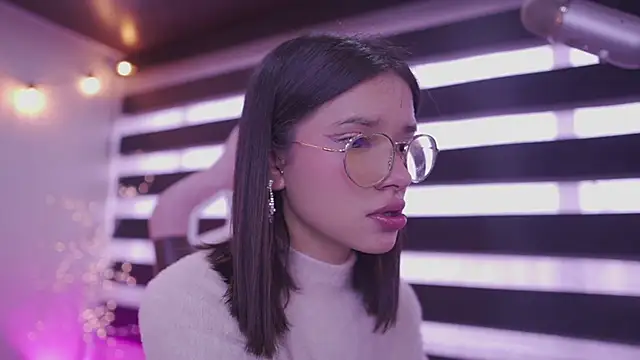 Snapshot of Lana_Dreams_ chatting on November 24, 9:15 pm Lana Dreams online show from November 24, 9:15 pm